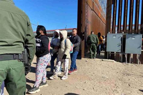 Las Detenciones De Migrantes En La Frontera Sur De EE UU Aumentan Un