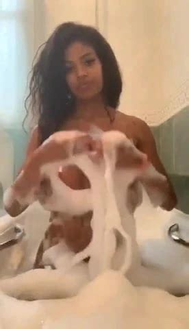 Ebony Girl Washing Titties In Bath Tits Porn XHamster