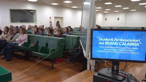 Gli Studenti Diventano Ambasciatori Del Brand Calabria Ecco L