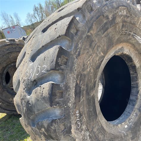 29 5R29 Michelin OTR Tire E 4 L 4 XTXL 4 Star CONDITION UsedTREAD