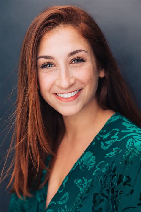 Lauren M Wagner | Your Connoisseur in Creativity | Digital DesignLauren