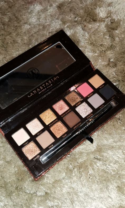 Anastasia Beverly Hills Sultry Eyeshadow Palette Beauty Personal