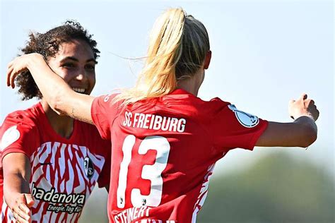 Fu Ballerinnen Des Sc Freiburg Ziehen Mit Derbysieg Ins Achtelfinale