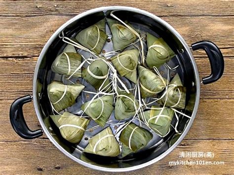 Delicious Black Sesame Crystal Kee Chang Alkaline Dumpling