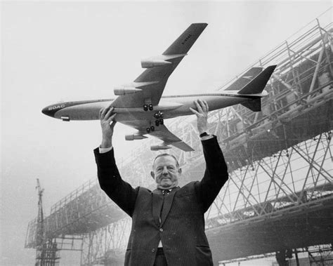 In Pictures: the History of London’s Heathrow Airport - HistoryExtra