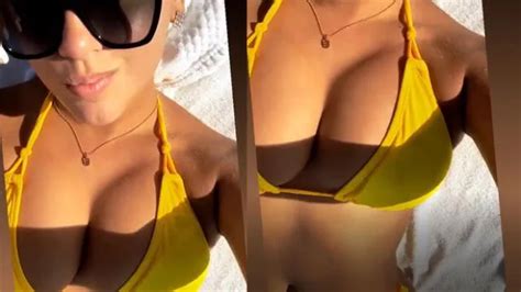 Yahaira Plasencia Instagram Cantante Se Luce Con Sensual Bikini En