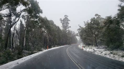 I experienced my first ever snowfall yesterday! Driving home from