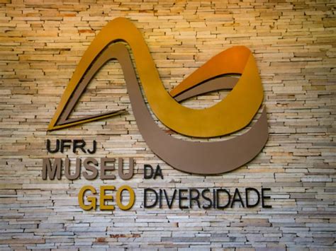 MUSEU DA GEODIVERSIDADE COLEÇÃO DE MACROFÓSSEIS DO DEPARTAMENTO DE