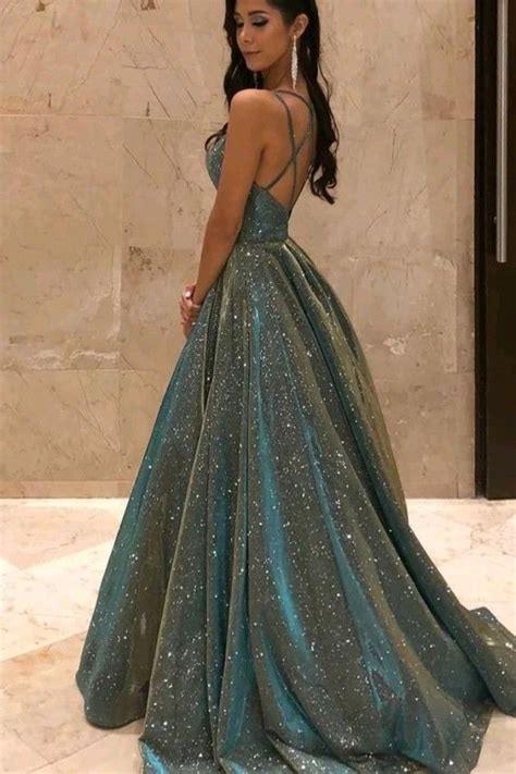 Pin By Sarahh Fashion On Fashion Prom Dresses Long Ball Gowns