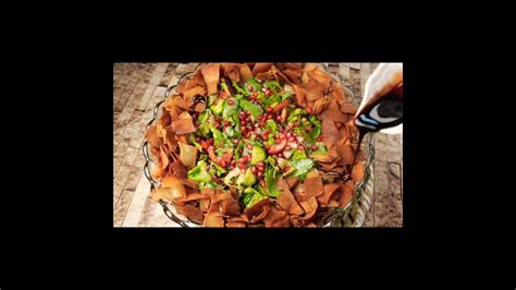 How To Make Best Homemade Traditional Lebanese Fattoush Salad Youtube