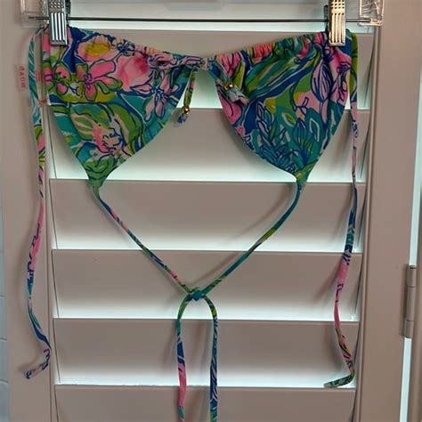 9 Hot Sexy Lilly Bennett Bikini Pics