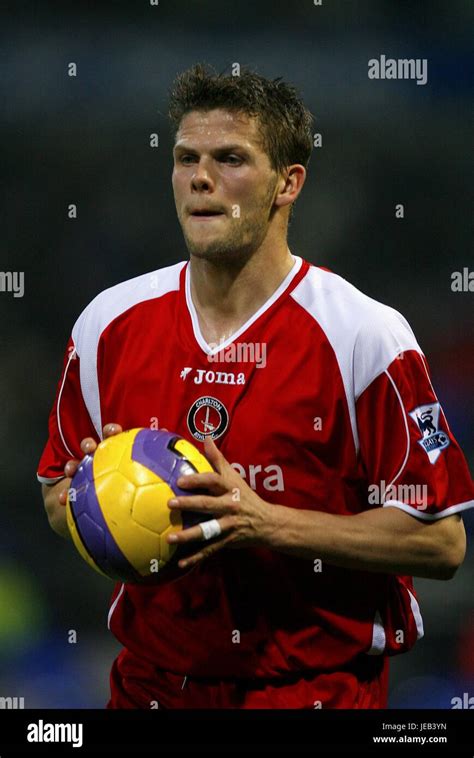 HERMANN HREIDARSSON CHARLTON ATHLETIC FC REEBOK STADIUM BOLTON ENGLAND