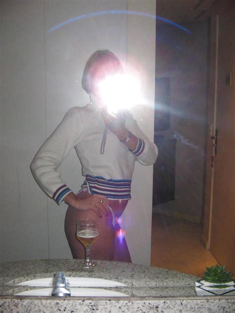 Blonde Milf Posing Porn Pictures Xxx Photos Sex Images Pictoa