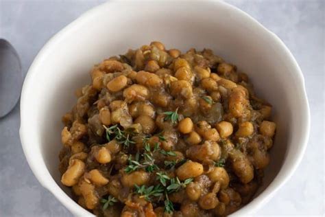 Caribbean Curried Beans Recipe · Eat Well Abi