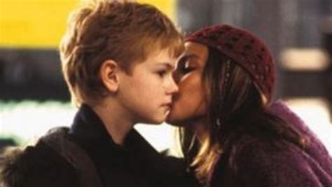 The Love Actually airport scene is a known tear-jerker, and this ...