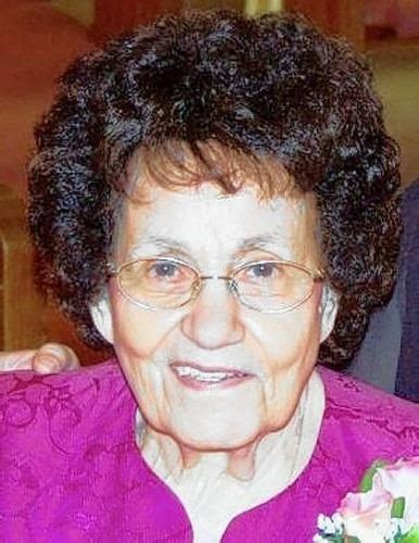 Lillian Swiney Obituary 2016 Logan Wv Southern Wv