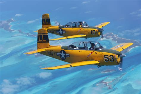 John Rippinger’s Beech T-34A Mentor | EAA Warbirds QR Code Website