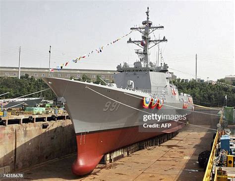 Aegis Destroyer Photos and Premium High Res Pictures - Getty Images