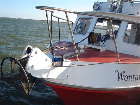 Savwinch Deck Mounted On Fishing Vessel On Open Sea Savwinch Boat