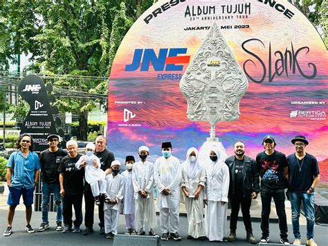 JNE Dukung Tur Slank Di 7 Kota Beri Pelanggan Undian Tiket Nonton