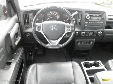 2010 Honda Ridgeline RTL Black Dashboard Photo #81471351 | GTCarLot.com