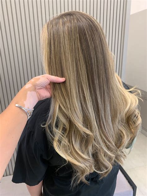 Pin By Claire Walters On Skin Makeup Hair Brown Hair Inspo Dirty Blonde Hair Dyed Blonde Hair
