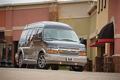 7 Passenger Chevygmc Explorer Van