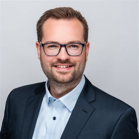 Niklas Stolle Senior Logistics Consultant EPG Ehrhardt Partner