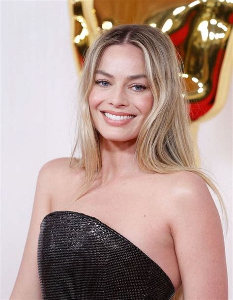 Margot Robbie Enceinte De Son Premier Enfant Et Victime De Body Shaming Sur Les Réseaux Sociaux