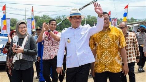 Berita Ridwan Kamil Renovasi Ribuan Rumah Tak Layak Huni RK Uang