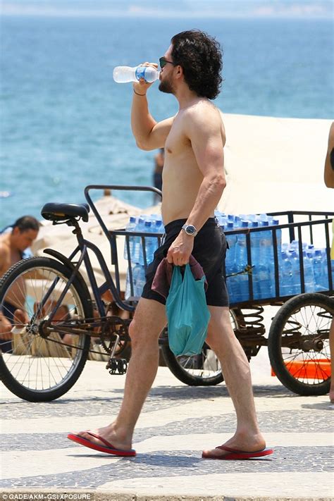 Game Of Thrones Actor Kit Harington Shirtless On The Beach In Brazil