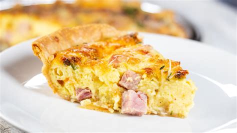 Best Ham And Cheese Quiche An Elegant And Tasty Breakfast Recipe