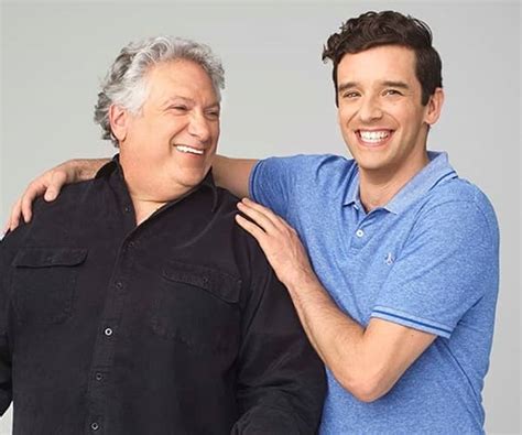 Harvey Fierstein- Bio, Age, Height, Net Worth, Girlfriend, Dating