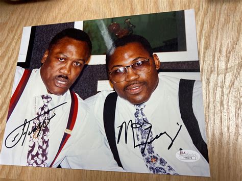 Joe Frazier Autographed Memorabilia Signed Photo Jersey