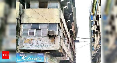 One more 'dangerous' Ulhasnagar building sealed | Thane News - Times of ...