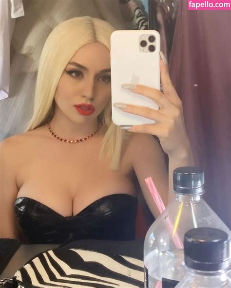 Ava Max Avamax Plharleyquinn Nude Leaked Onlyfans Photo Fapello