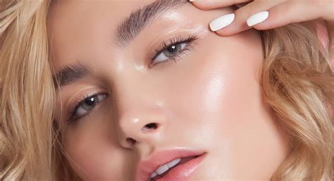 Creating The Dewy Skin Look Ravish Magazine