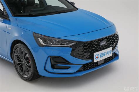 【福克斯三厢 Ecoboost 180 St Line前格栅侧俯拍图片 汽车图片大全】 易车