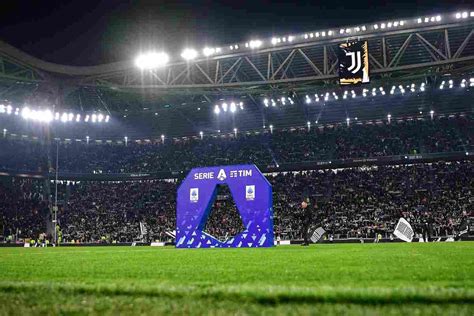 Fulmine A Ciel Sereno Juve Chiusura Definitiva Da 50 Milioni