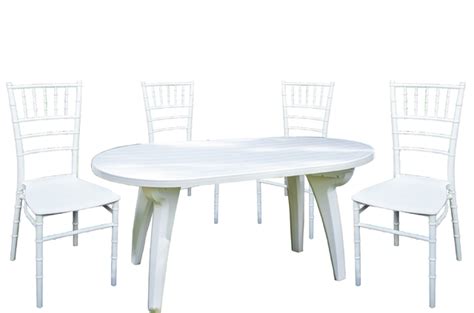 Combo 4 Sillas Tiffany Mascardi 1 Mesa Oval Color Blanco