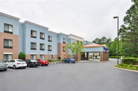 SpringHill Suites Pinehurst Southern Pines - Hotel in Southern Pines ...