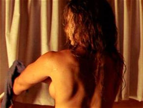 INTERMEDIO NUDE SCENES AZNude