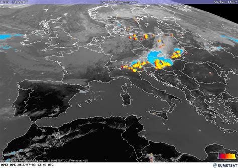 Allerta Meteo Esplodono I Primi Violenti Temporali Al Nord Est