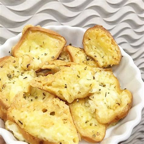 Receita de Fazendo chips de provolone ótimo petisco em casa