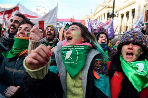 La Despenalización Del Aborto Supera El Primer Obstáculo En El Congreso