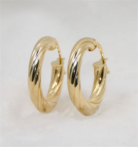 9ct Gold Twisted Hoop Earrings Heart Of Gold Jewellers Glasgow