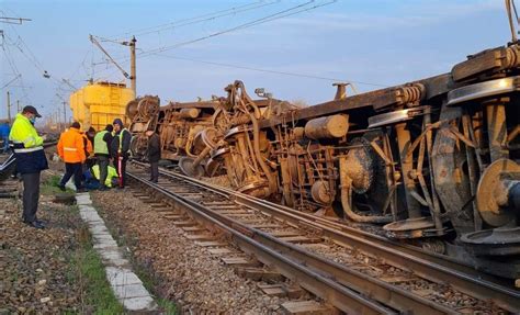 Accident Feroviar Grav Un Tren Marfar A Deraiat La Vadu Lat 4media Info