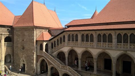 Burg Hunedoara Rumaenien Tourismus De