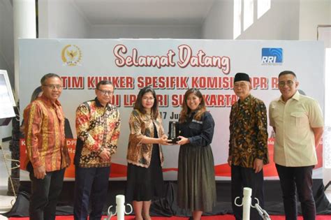 Komisi I Rri Surakarta Jadi Percontohan Rri Di Indonesia Dalam Edukasi