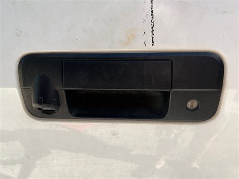 Toyota Tundra Tailgate Handle Replacement